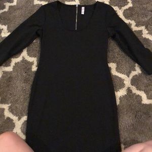 Black long sleeve dress